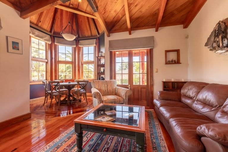 Photo of property in 15 Poplar Avenue, Raumati South, Paraparaumu, 5032