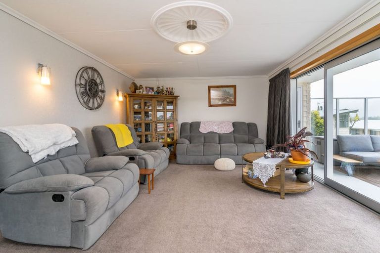 Photo of property in 5 Clyde Street, Kinmont Park, Mosgiel, 9024