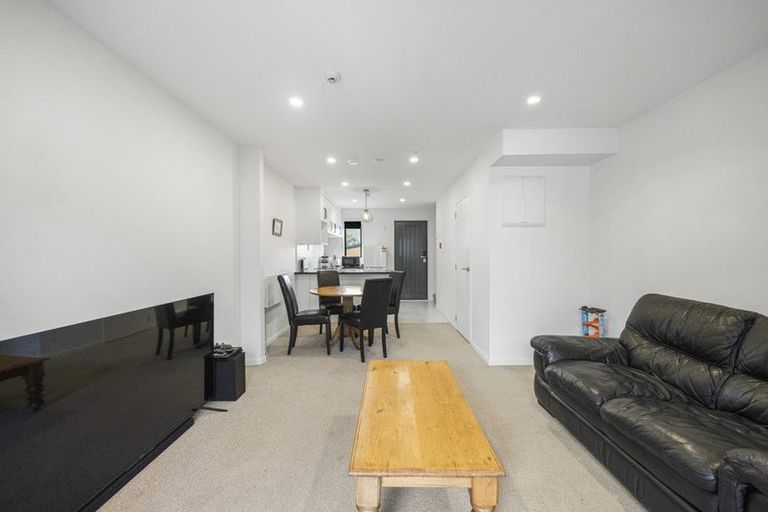 Photo of property in Rf202b, 19/18 Hewlett Road, Massey, Auckland, 0614
