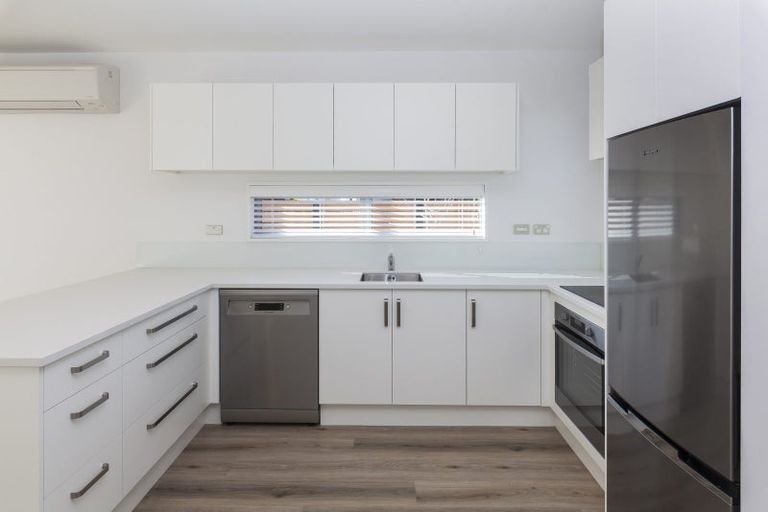 Photo of property in 17 Sherborne Street, St Albans, Christchurch, 8014