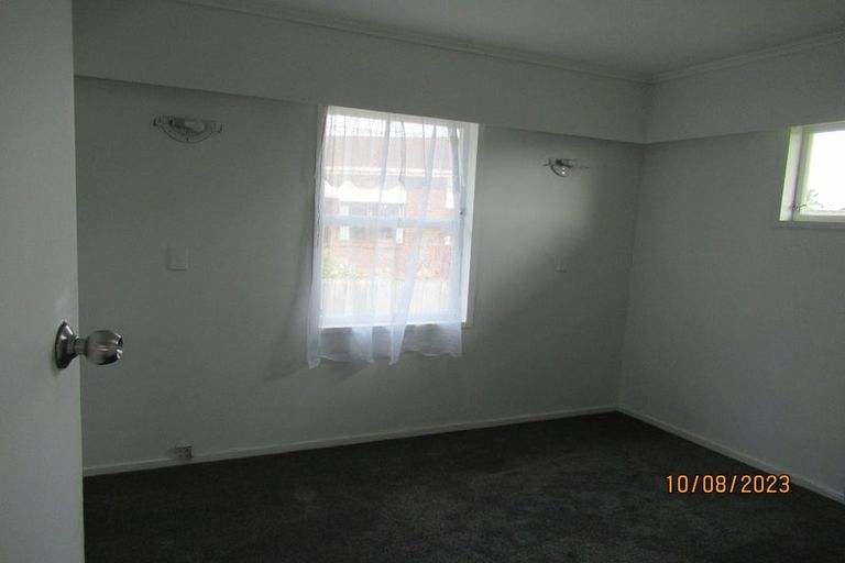 Photo of property in 55a View Road, Henderson, Auckland, 0612