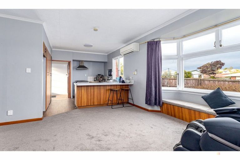 Photo of property in 33 Ashbury Avenue, Waimataitai, Timaru, 7910