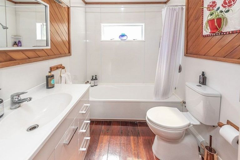 Photo of property in 6 Mason Terrace, Gonville, Whanganui, 4501