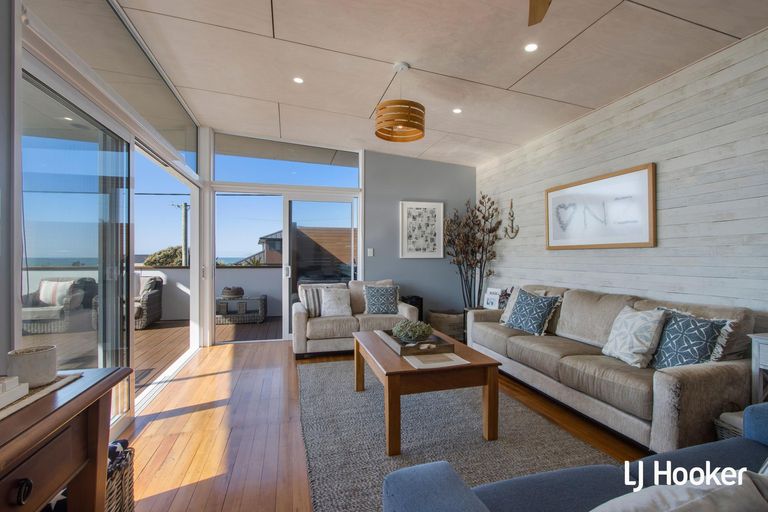 Photo of property in 16a Shaw Road, Waihi Beach, 3611