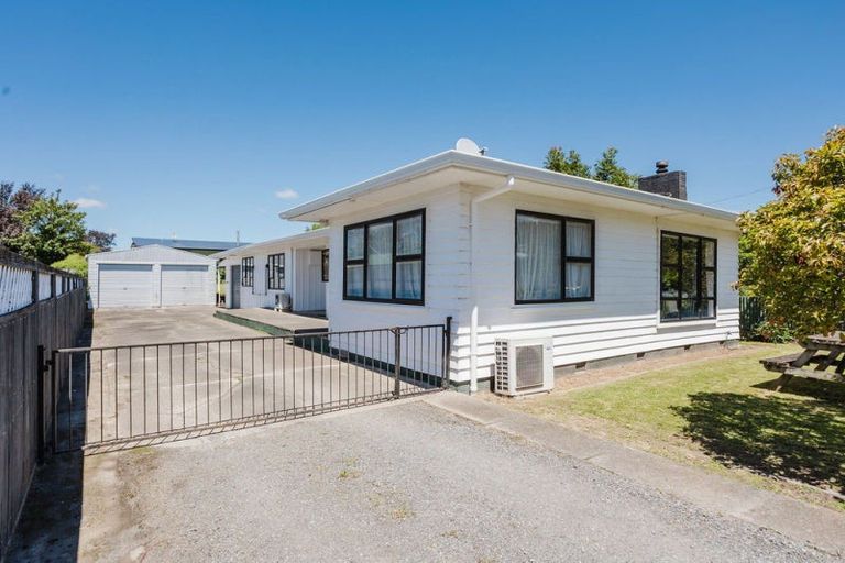 Photo of property in 5 Beedie Street, Dannevirke, 4930