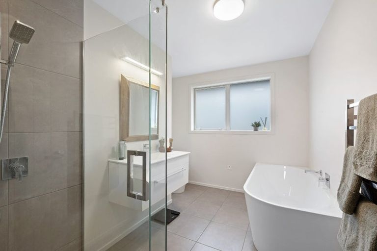 Photo of property in 539 Manutahi Road, Lepperton, New Plymouth, 4373