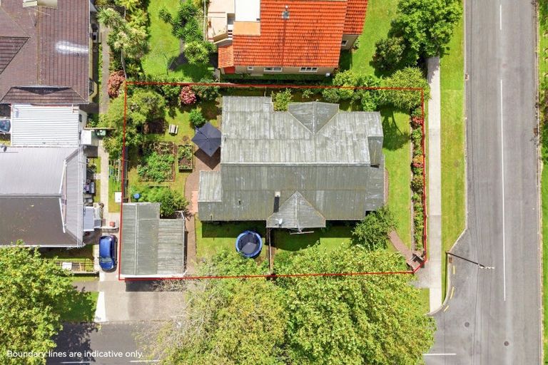 Photo of property in 18 Parsons Street, Saint Johns Hill, Whanganui, 4501