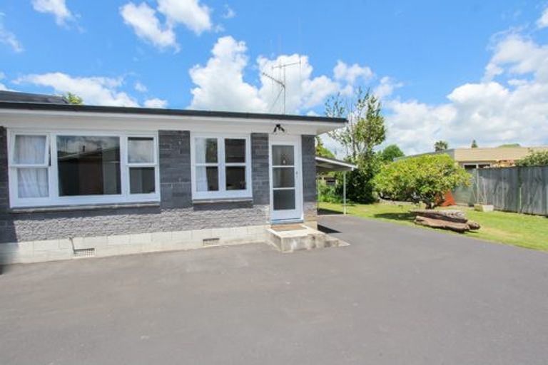 Photo of property in 13a Patricia Avenue, Hamilton East, Hamilton, 3216
