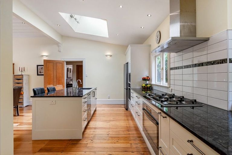 Photo of property in 30 Amritsar Street, Khandallah, Wellington, 6035