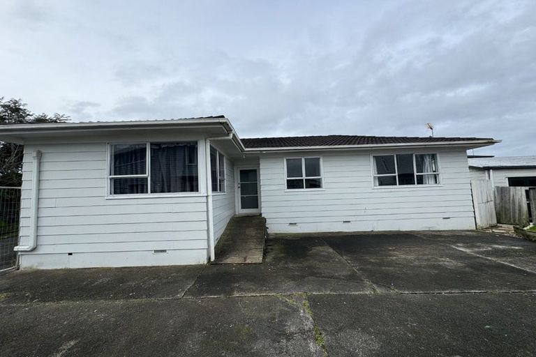 Photo of property in 166 Mahia Road, Wattle Downs, Auckland, 2103