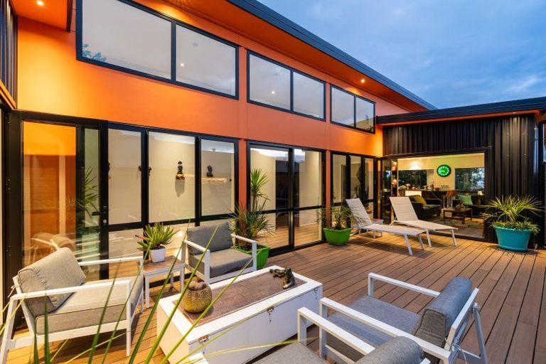 Photo of property in 17 Neidpath Road, Mornington, Dunedin, 9011