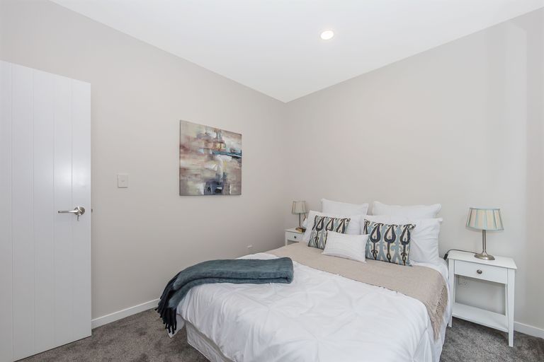 Photo of property in 41 Ascension Crescent, Orewa, 0931