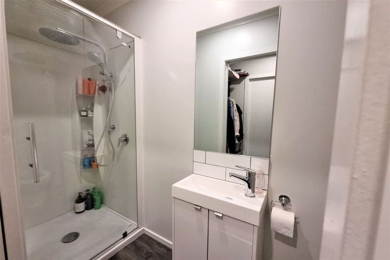 Photo of property in 5 Galway Avenue, Hokowhitu, Palmerston North, 4410