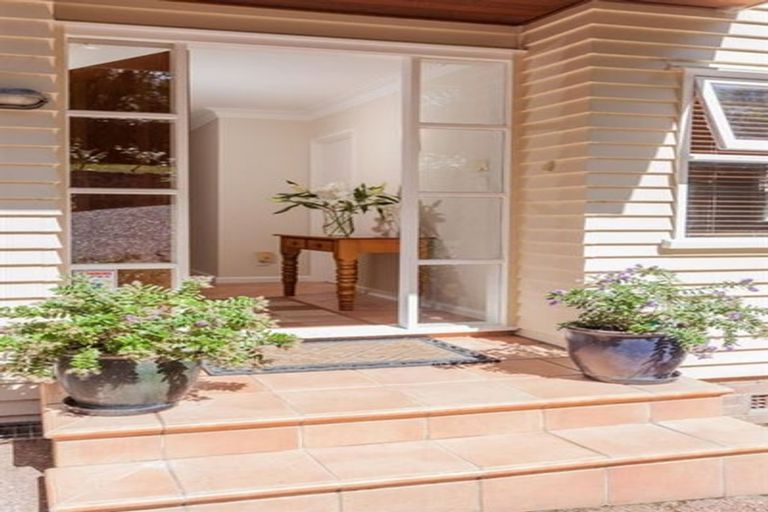 Photo of property in 32 Eastbourne Road, Remuera, Auckland, 1050