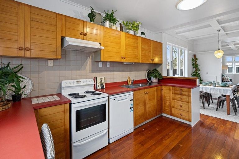 Photo of property in 66 Galloway Street, Hamilton East, Hamilton, 3216