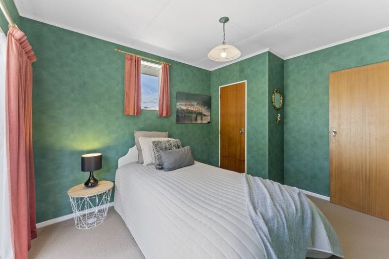 Photo of property in 8 Nevada Grove, Totara Park, Upper Hutt, 5018