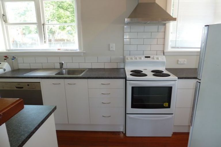 Photo of property in 1/8 Paeroa Street, Riccarton, Christchurch, 8041