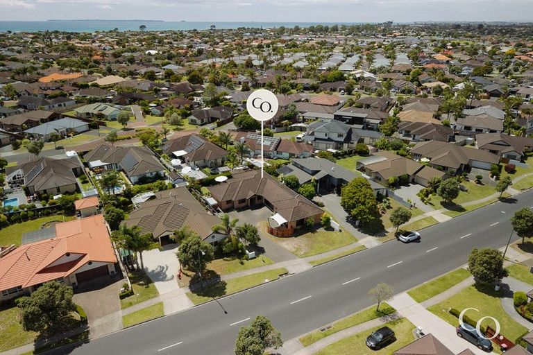 Photo of property in 573 Gloucester Road, Papamoa Beach, Papamoa, 3118