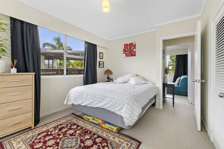 Photo of property in 43 Stella Drive, Clarks Beach, 2122