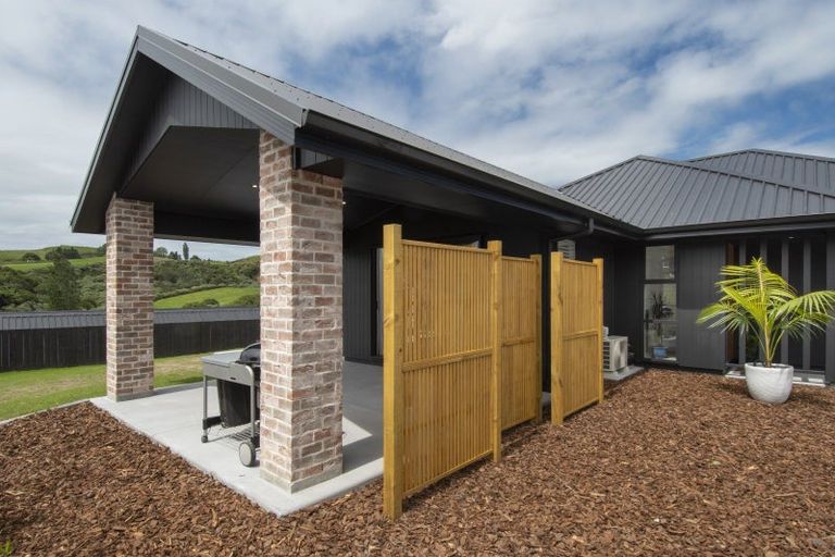 Photo of property in 26 Hayward Place, Ohauiti, Tauranga, 3112