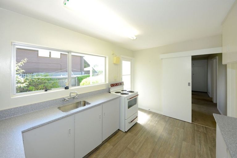 Photo of property in 63 Main Road, Redcliffs, Christchurch, 8081