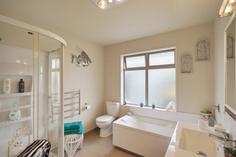 Photo of property in 4 Skipness Lane, Broomfield, Christchurch, 8042