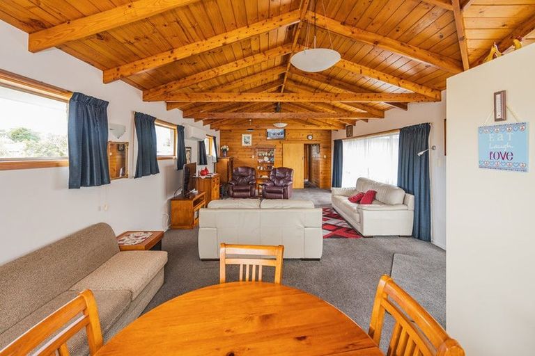 Photo of property in 4a Awamoa Road, Holmes Hill, Oamaru, 9401