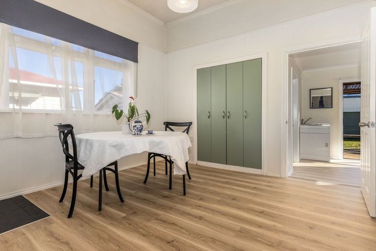 Photo of property in 137 Cambridge Street, Levin, 5510