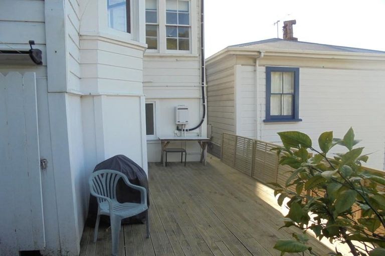 Photo of property in 4 Oriental Terrace, Oriental Bay, Wellington, 6011