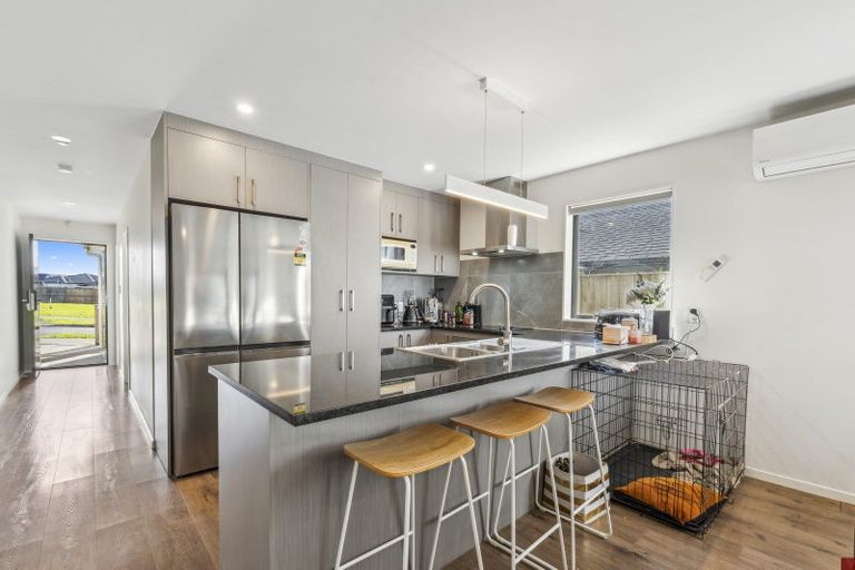 Photo of property in 41 Kahui Parade, Karaka, Papakura, 2113