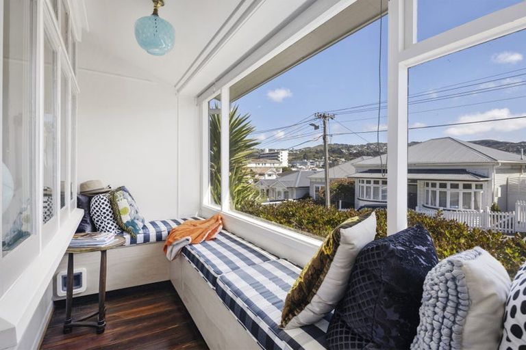 Photo of property in 13 Porritt Avenue, Mount Victoria, Wellington, 6011