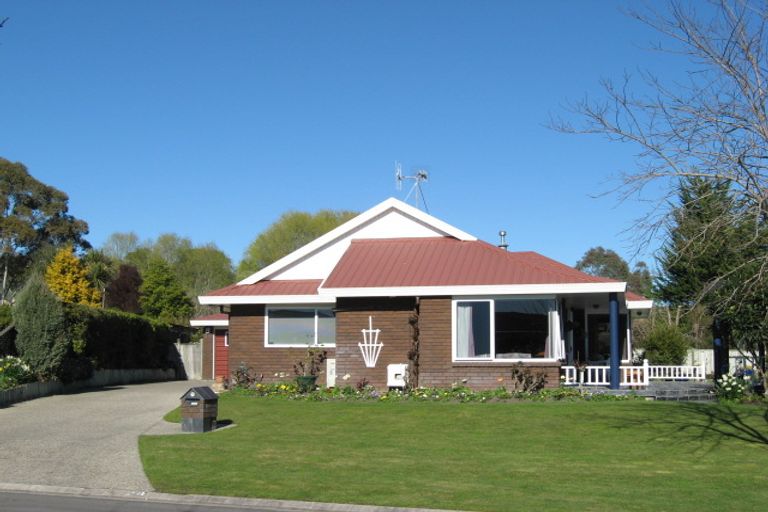 Photo of property in 24 Kingsgate Avenue, Havelock North, 4130