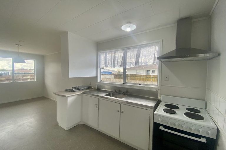 Photo of property in 52 Boundary Road, Clover Park, Auckland, 2019