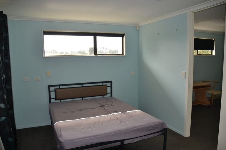 Photo of property in 580 Burtt Road, Runciman, Drury, 2578