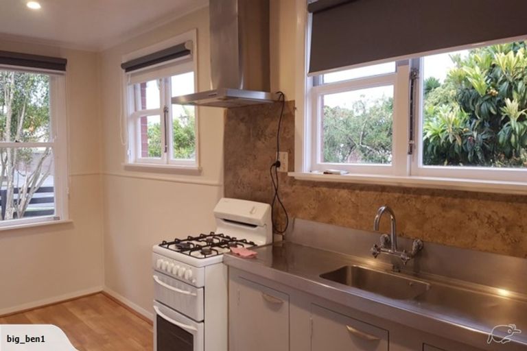 Photo of property in 170 Botanical Road, Takaro, Palmerston North, 4412