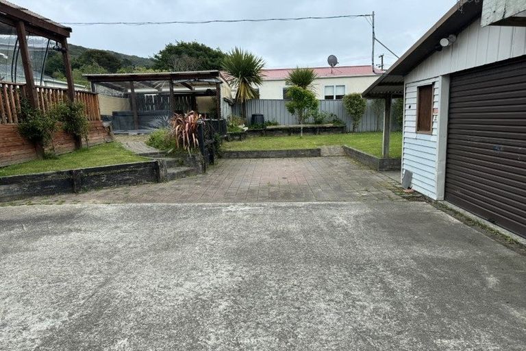 Photo of property in 26 Hay Street, Wainuiomata, Lower Hutt, 5014
