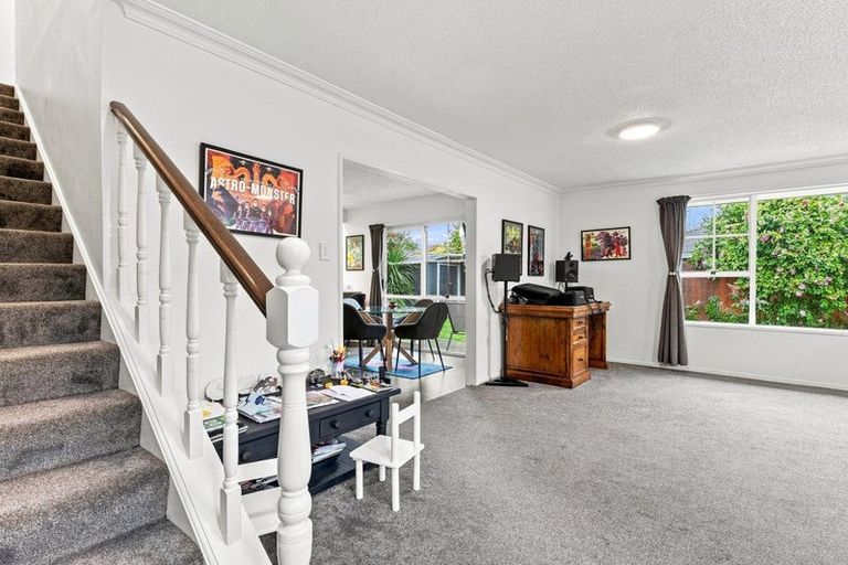 Photo of property in 2/23 Montclare Avenue, Ilam, Christchurch, 8041