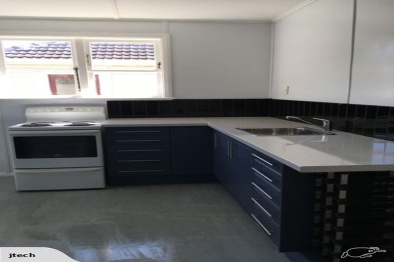 Photo of property in 35 Fisk Street, Naenae, Lower Hutt, 5011