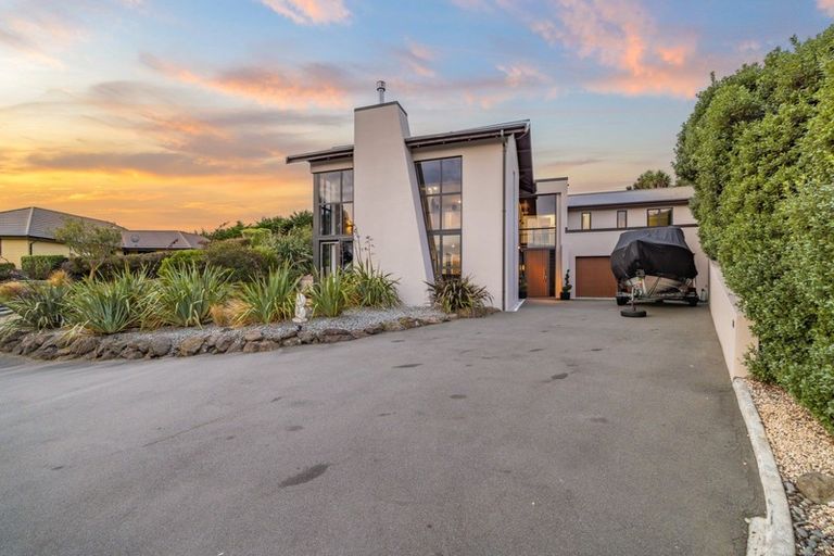 Photo of property in 36 Rockview Place, Mount Pleasant, Christchurch, 8081