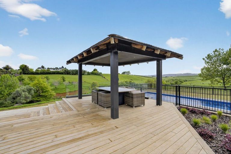 Photo of property in 333 Tuhimata Road, Paerata, Drury, 2578