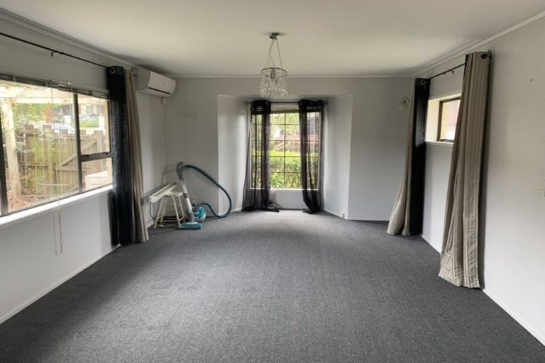 Photo of property in 145 Everglade Drive, Totara Heights, Auckland, 2105