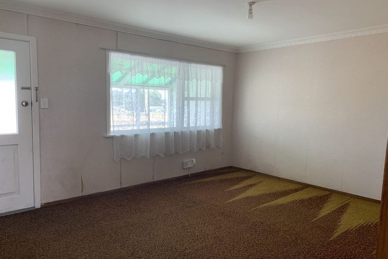 Photo of property in 2/70 Station Road, Papatoetoe, Auckland, 2025