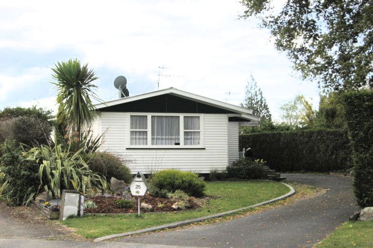 Photo of property in 25 Clyde Street, Utuhina, Rotorua, 3015