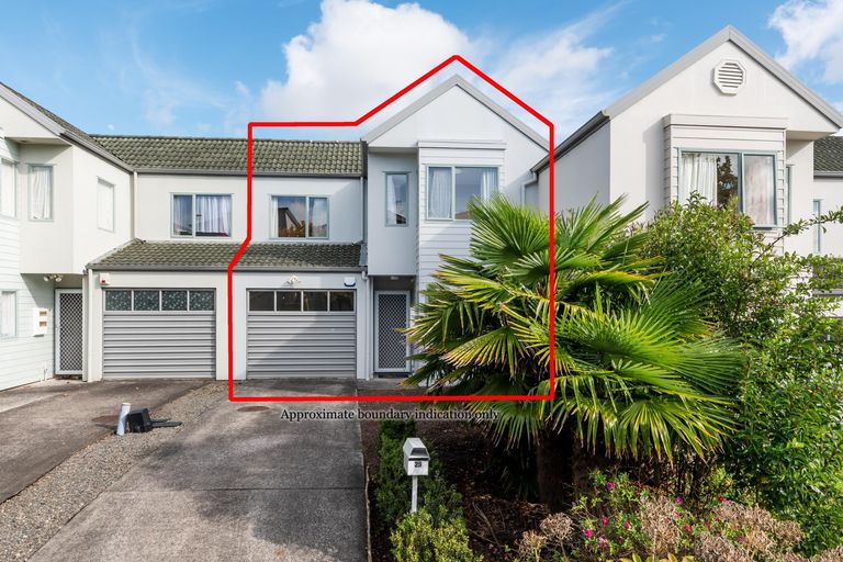 Photo of property in 25 Stephen Avenue, Henderson, Auckland, 0610