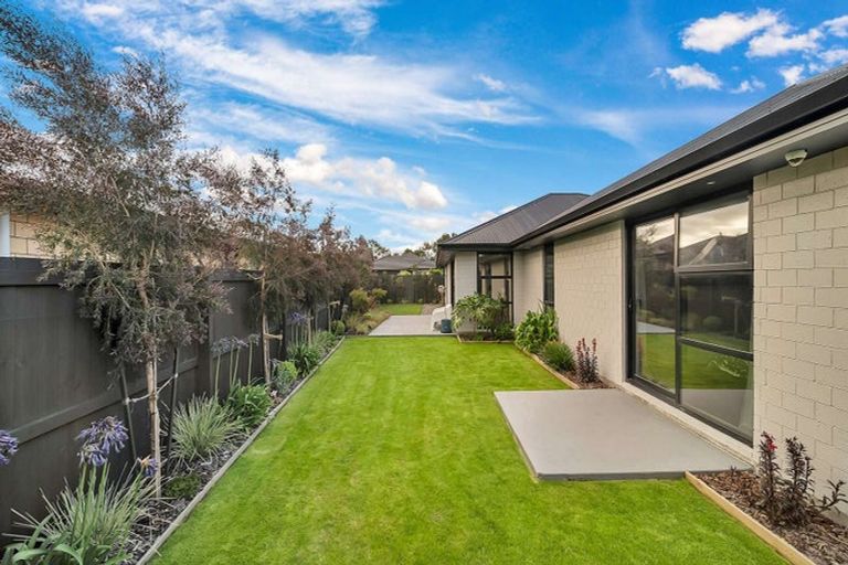 Photo of property in 14 Dalwood Crescent, Rolleston, 7614