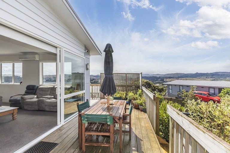 Photo of property in 8 Polestar Lane, Whitby, Porirua, 5024