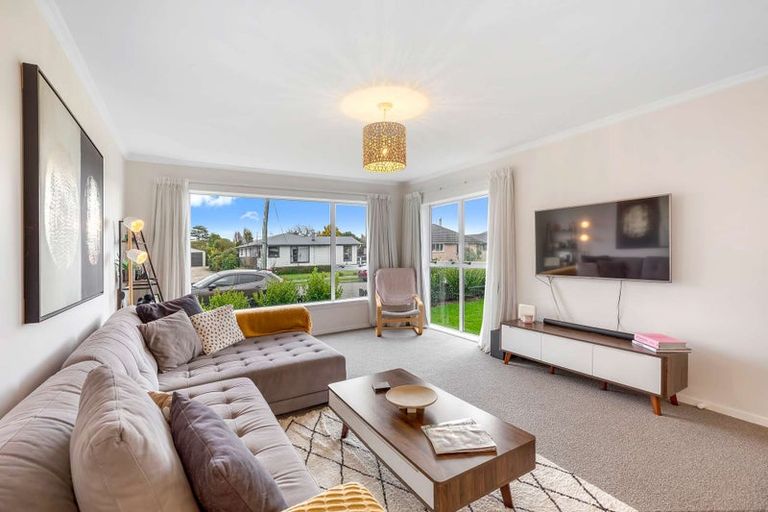 Photo of property in 19 Horton Place, Avondale, Christchurch, 8061
