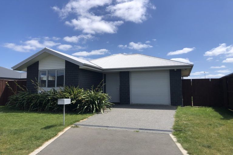 Photo of property in 11 Haremoor Way, Rolleston, 7615