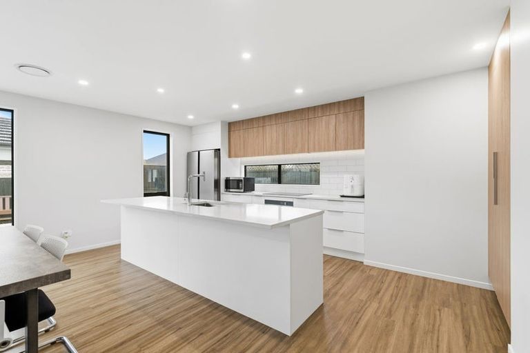 Photo of property in 9 Summerleas Lane, Halswell, Christchurch, 8025