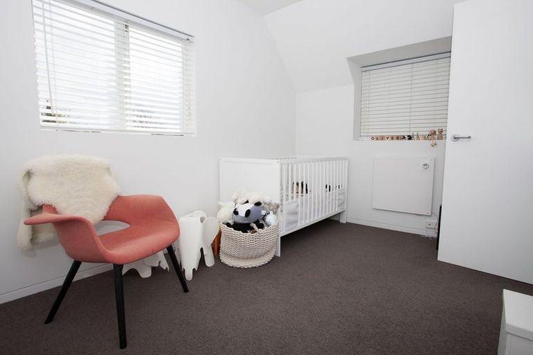 Photo of property in 5 Champion Street, Edgeware, Christchurch, 8013